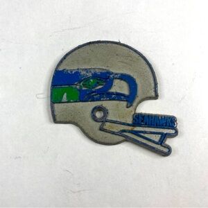 Vintage NFL Football Seattle Seahawks Team Helmet Collectible Rubber Magnet